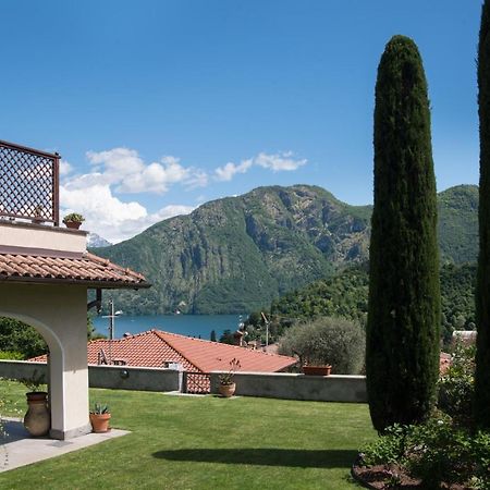Appartement Mansarda I Cipressi à Lenno Extérieur photo