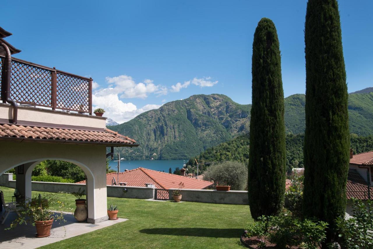Appartement Mansarda I Cipressi à Lenno Extérieur photo
