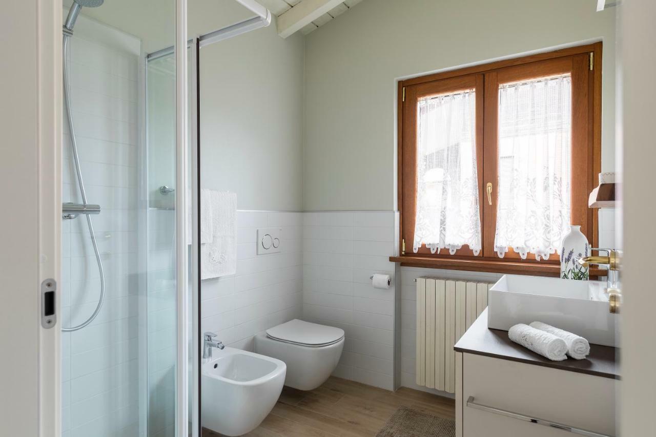 Appartement Mansarda I Cipressi à Lenno Extérieur photo