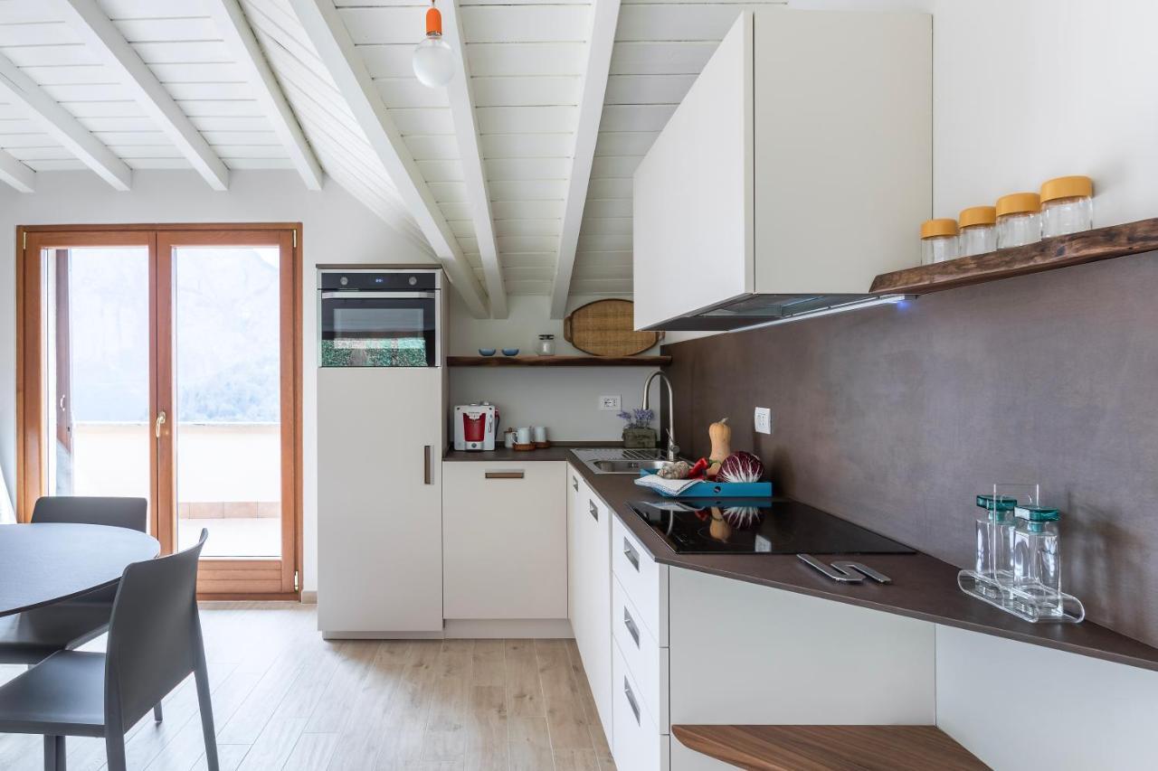 Appartement Mansarda I Cipressi à Lenno Extérieur photo